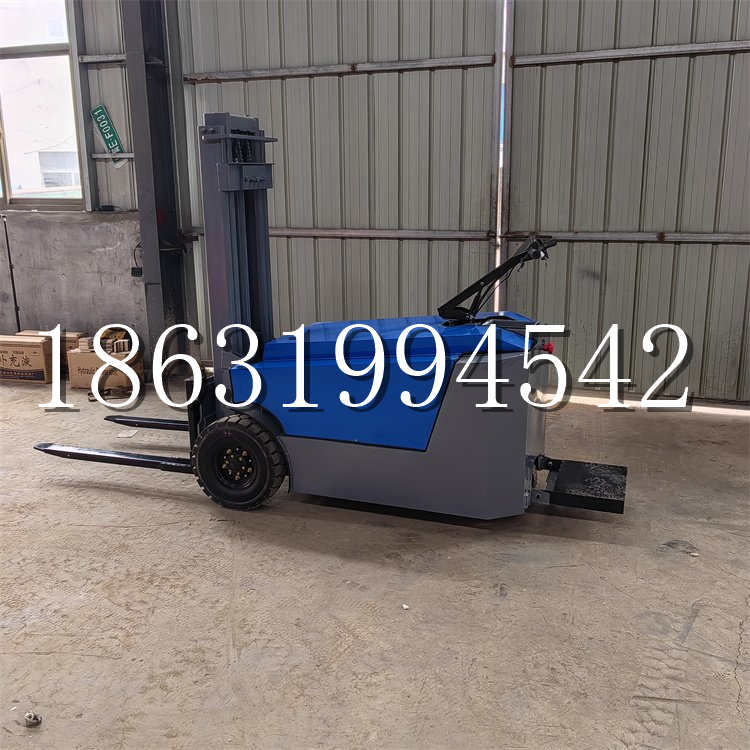 龙港区全电动叉车插腿式堆高车液压装卸车1.5吨升高小型站驾式铲车